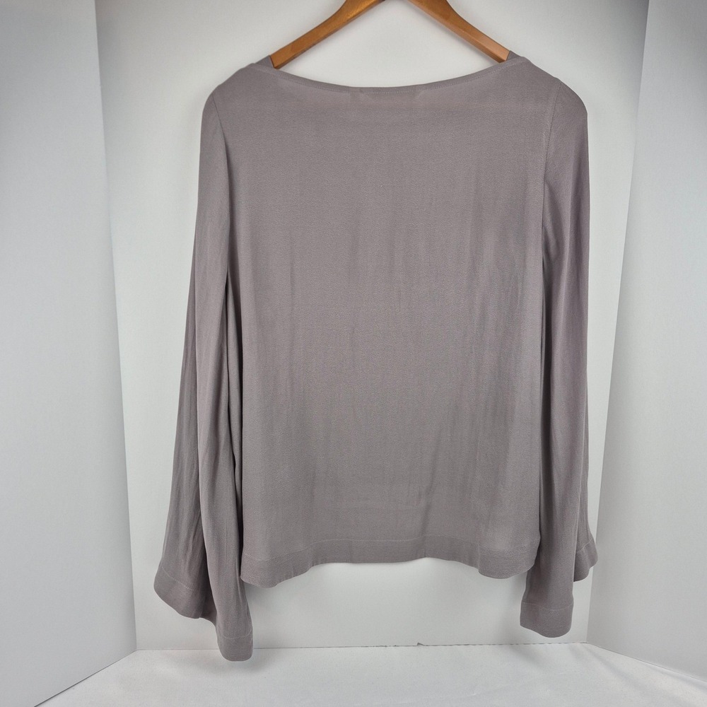 Soft Surroundings Gray Long Bell Sleeve Tunic Top Blouse Womens M Minimalist - Picture 2 of 9